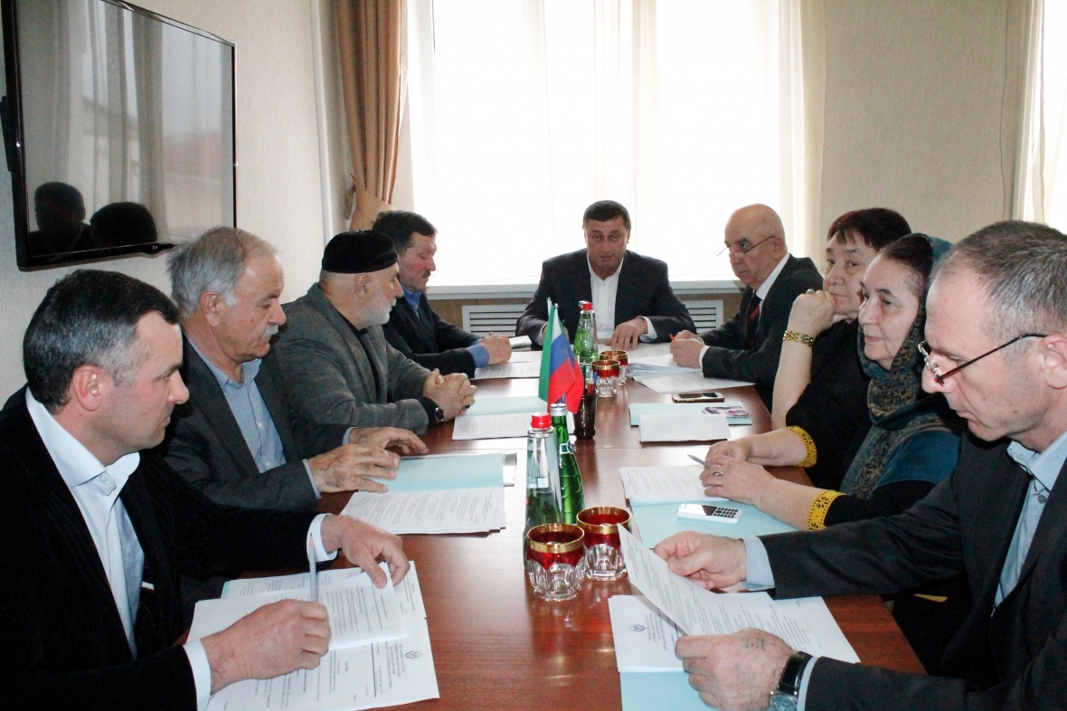 В Хасавюртовском районе состоялось заседание совета Собрания  депутатов  шестого  созыва.
