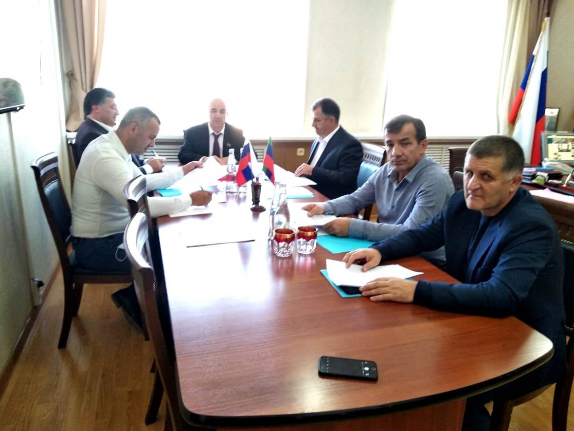 В Хасавюртовском районе состоялось заседание совета Собрания депутатов муниципального района