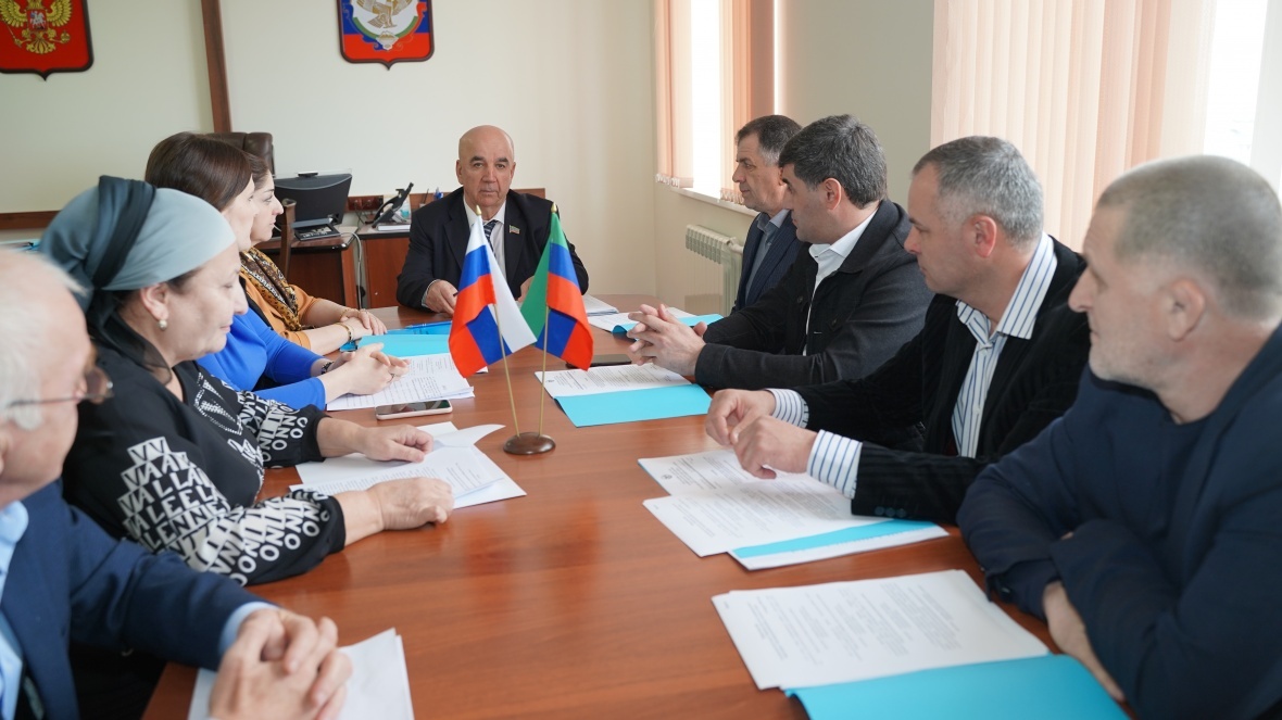 В Хасавюртовском районе состоялось заседание совета Собрания депутатов муниципального района