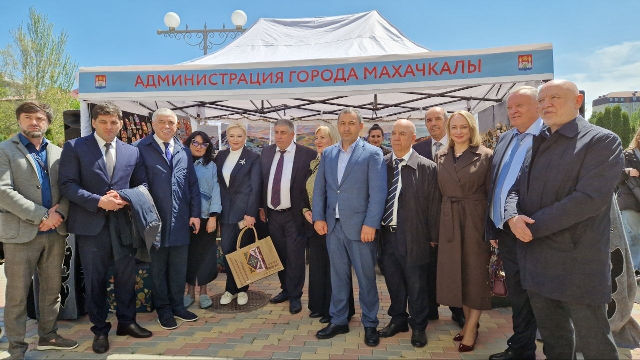 В Дагестане отметили День муниципальных образований: около 1000 участников на площадке ДГПУ