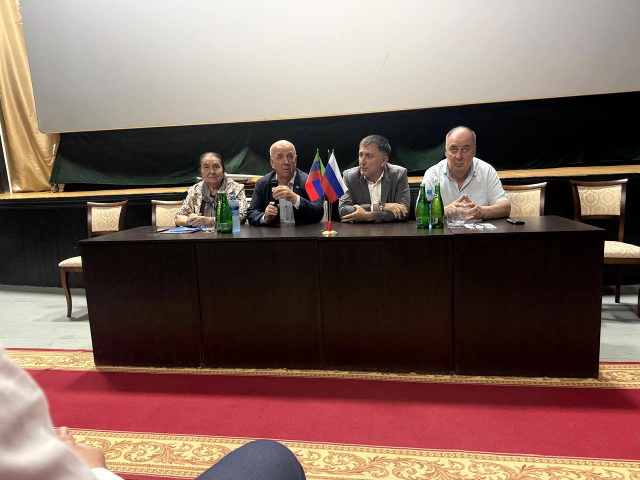 В селе Кокрек Хасавюртовского района состоялась встреча депутатов Народного Собрания с жителями.