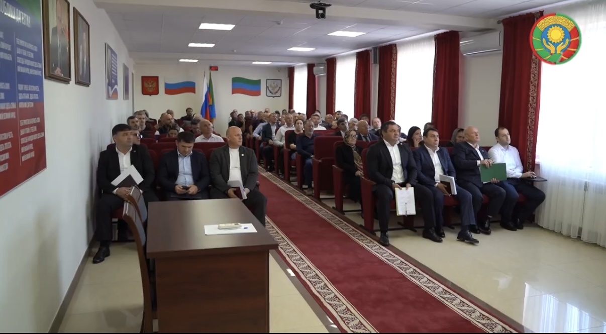 Магомед Лабазанов принял участие  пленарном совещании под руководством Багаутдина Мамаева