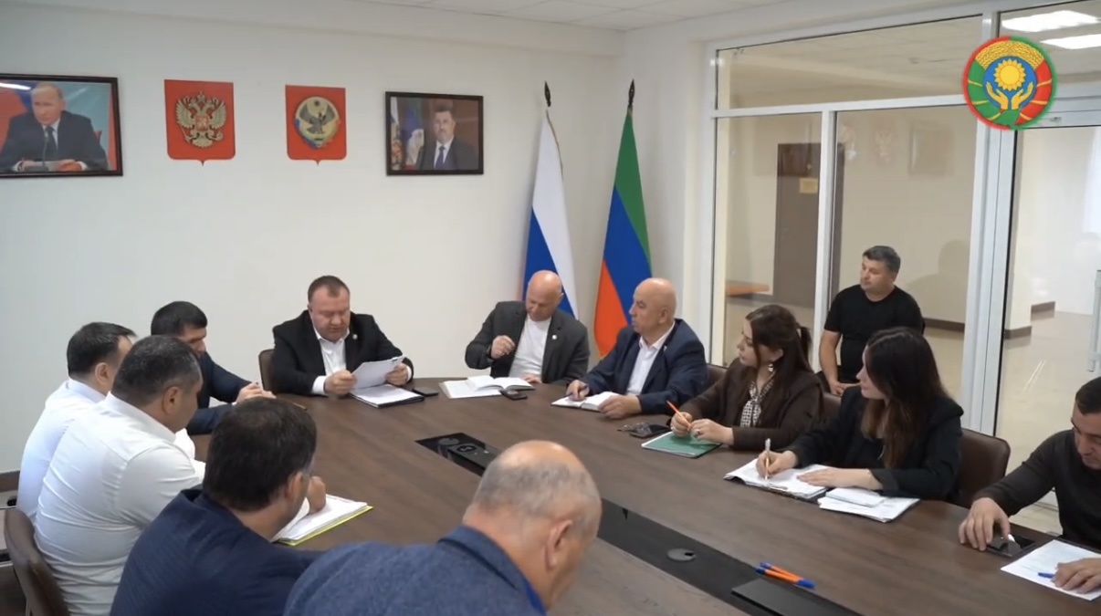 Магомед Лабазанов принял участие в  обсуждении вопросов налоговых поступлений и актуализации данных по населённым пунктам.